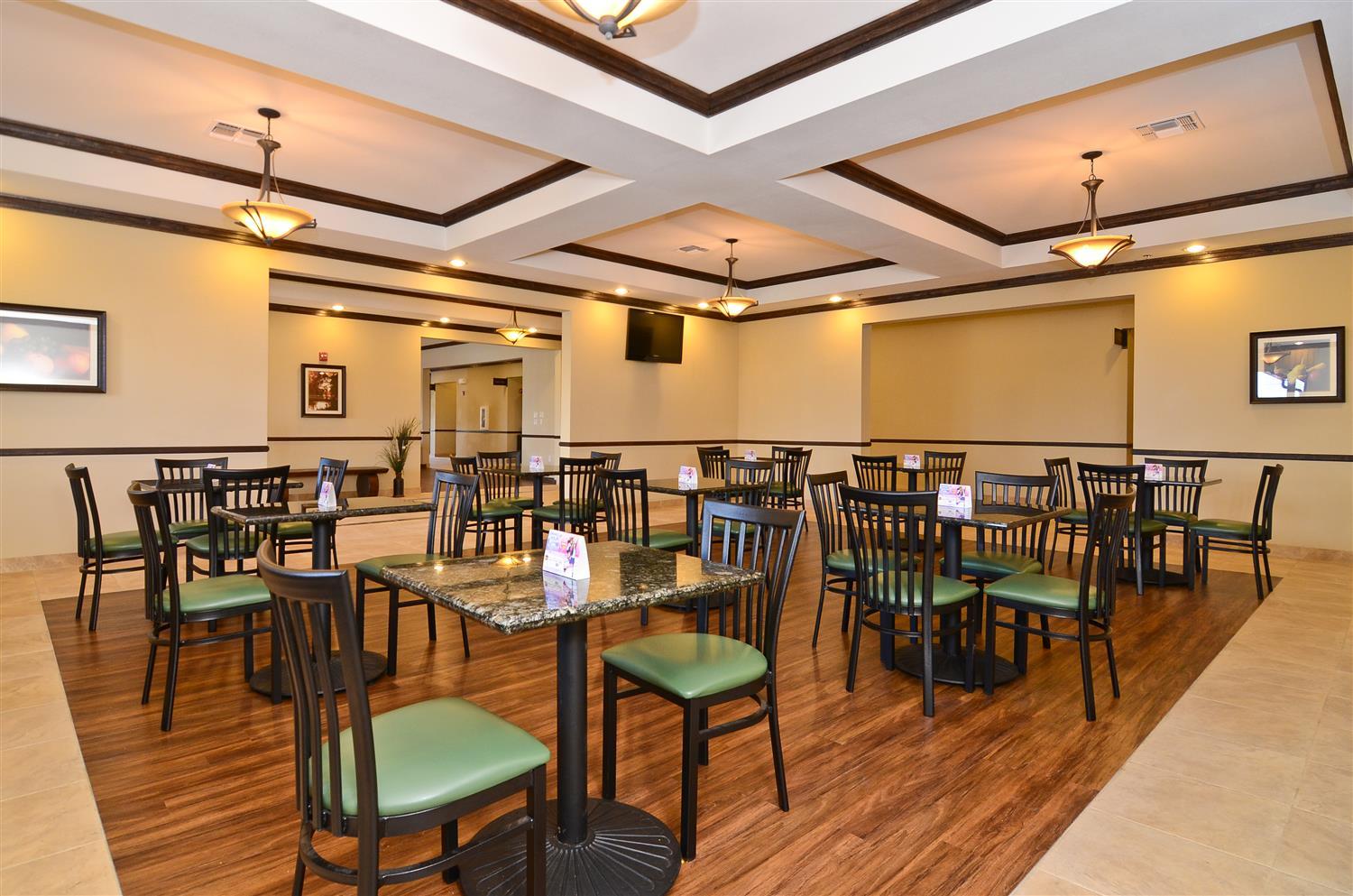 Best Western Plus Emory At Lake Fork Inn & Suites Extérieur photo